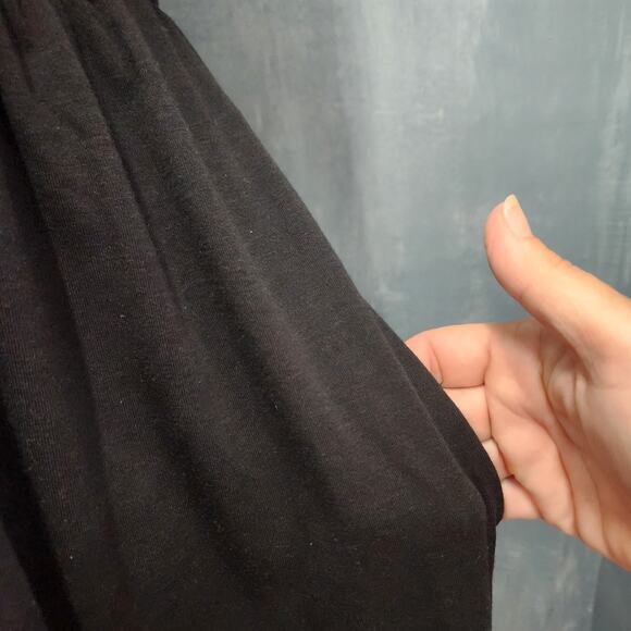 Shein Black Knit Ruffle Hem Midi Dress With Pockets Large/ XL Stretch - Picture 3 of 7